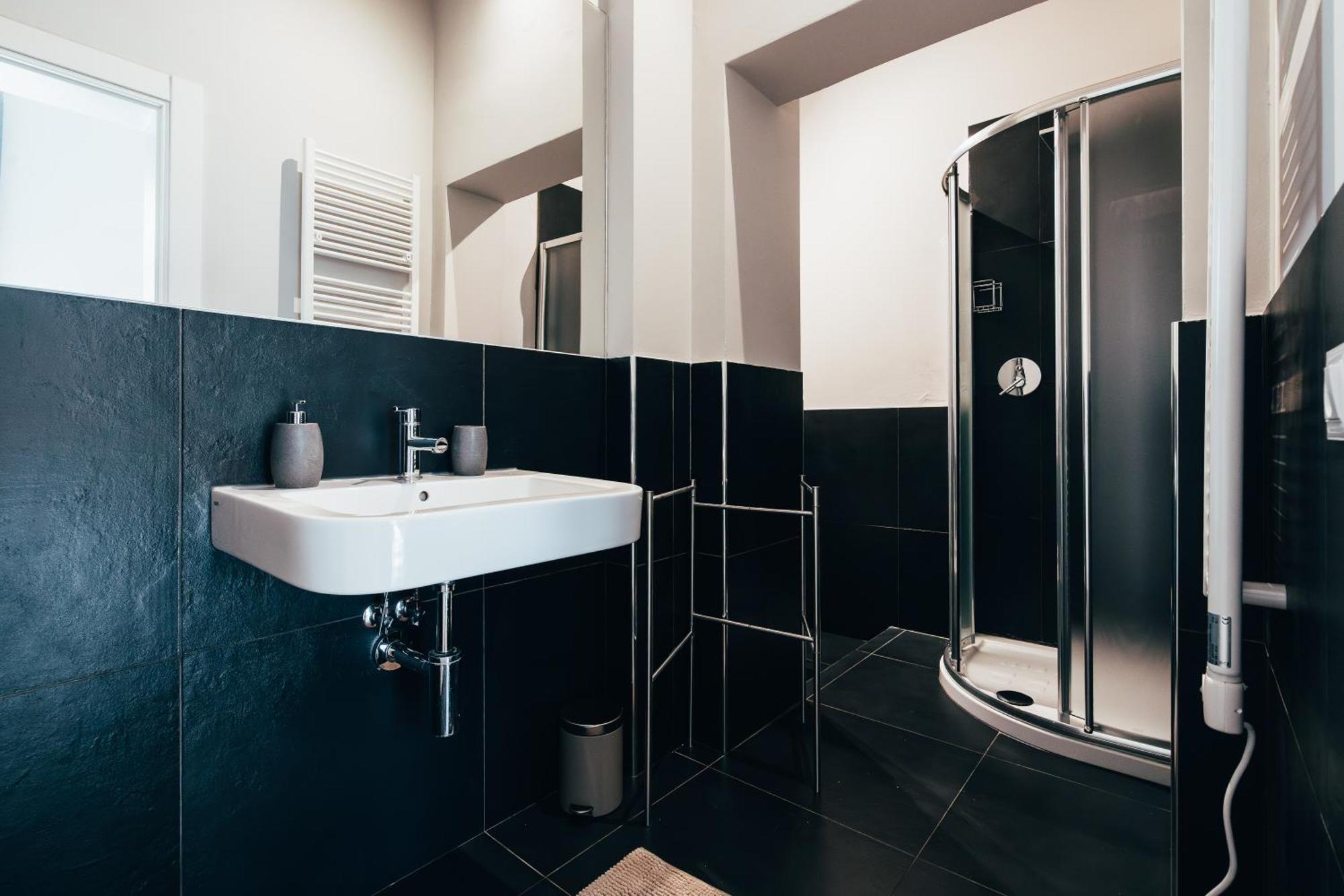 Bologna Suites - Private Bathroom Dış mekan fotoğraf