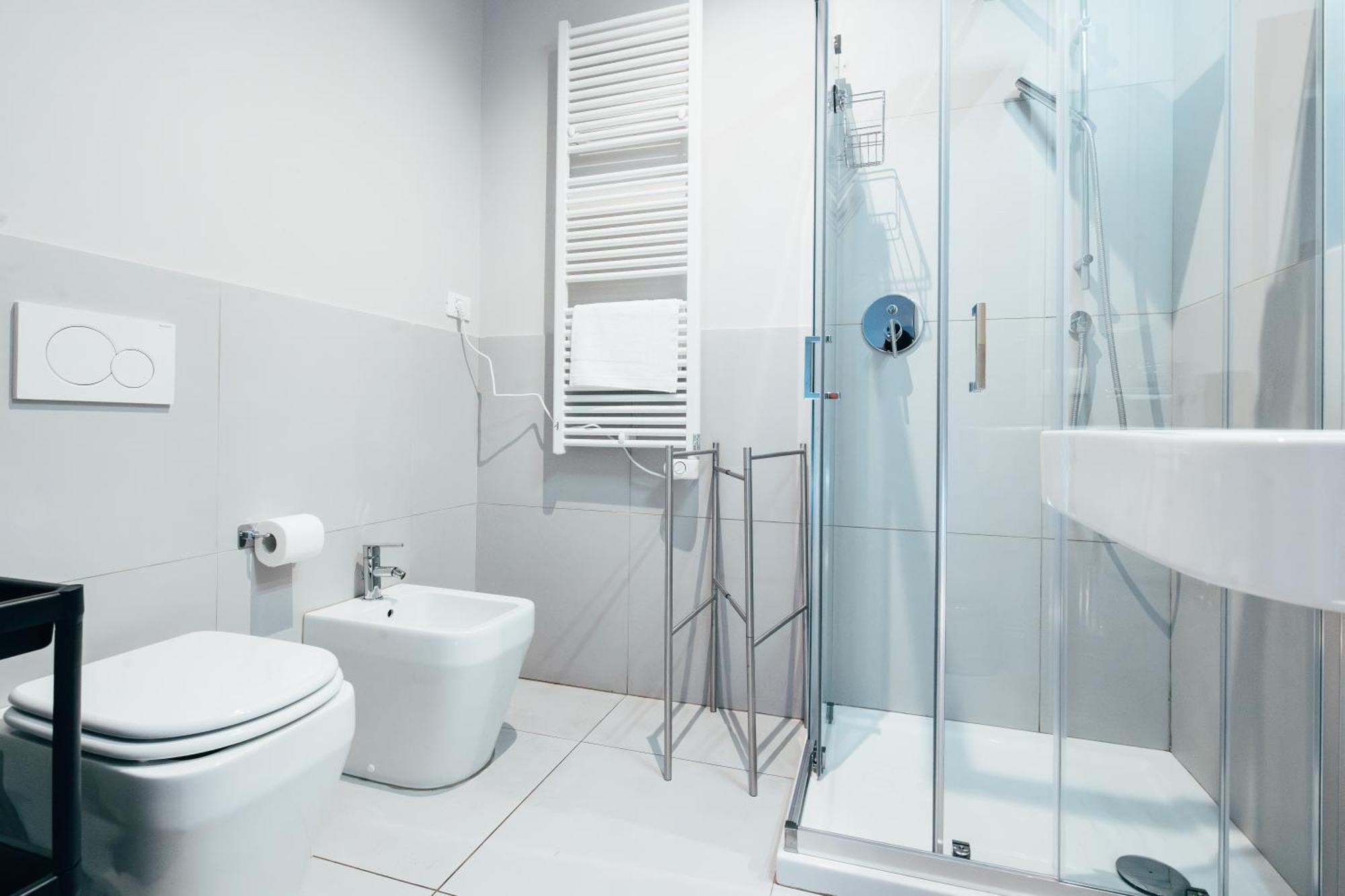 Bologna Suites - Private Bathroom Dış mekan fotoğraf